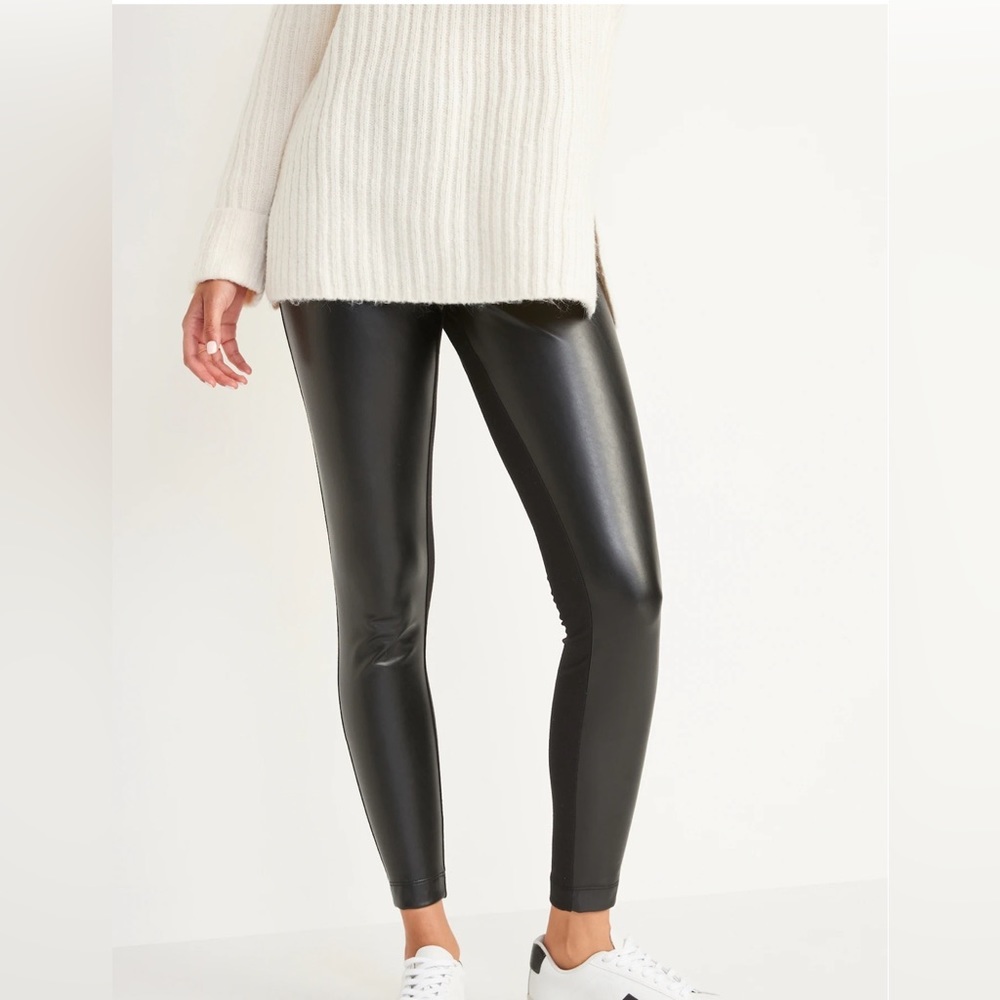 High waisted faux leather front panel leggings size medium color black